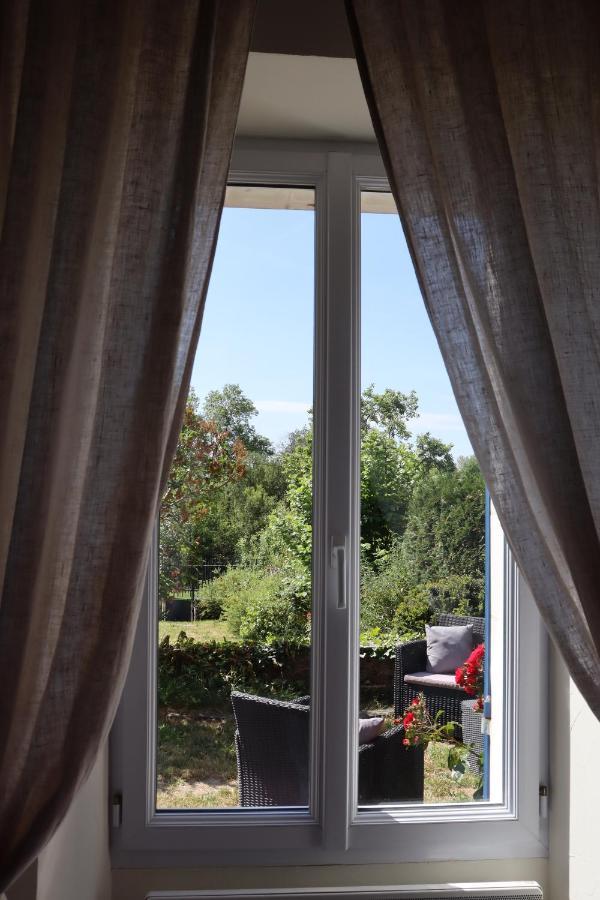 La Petite Boire - Chambres D'Hotes Pres D'Angers Murs-Erigne Luaran gambar
