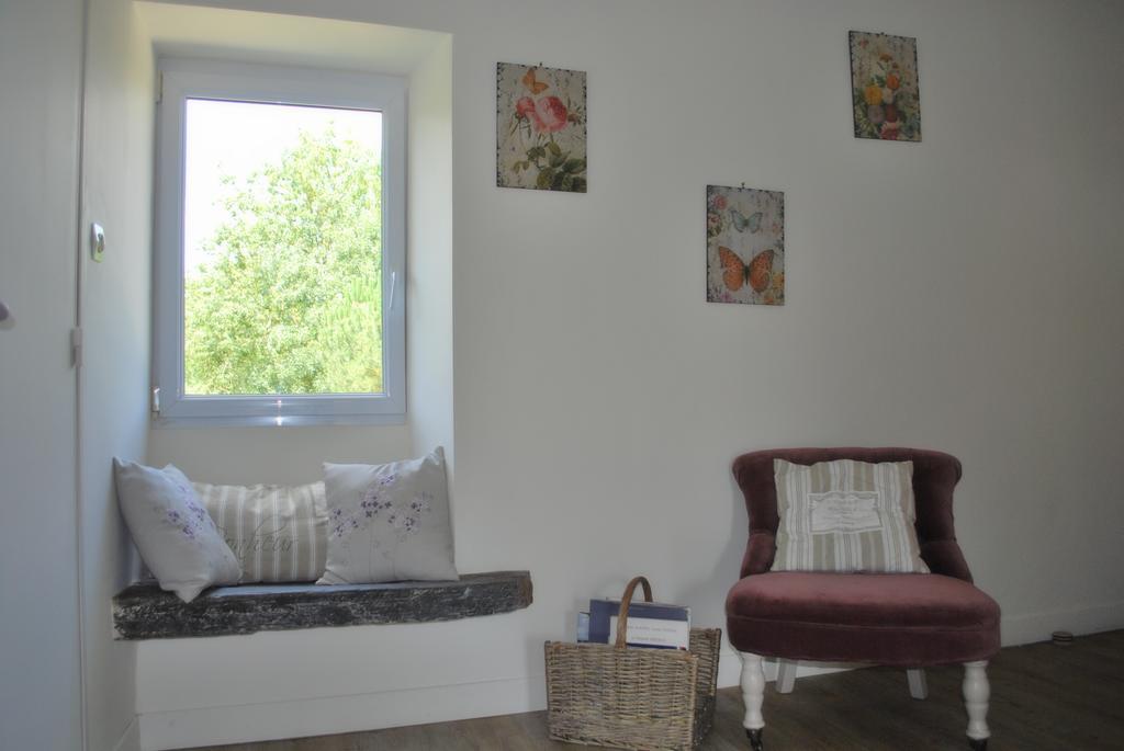 La Petite Boire - Chambres D'Hotes Pres D'Angers Murs-Erigne Luaran gambar